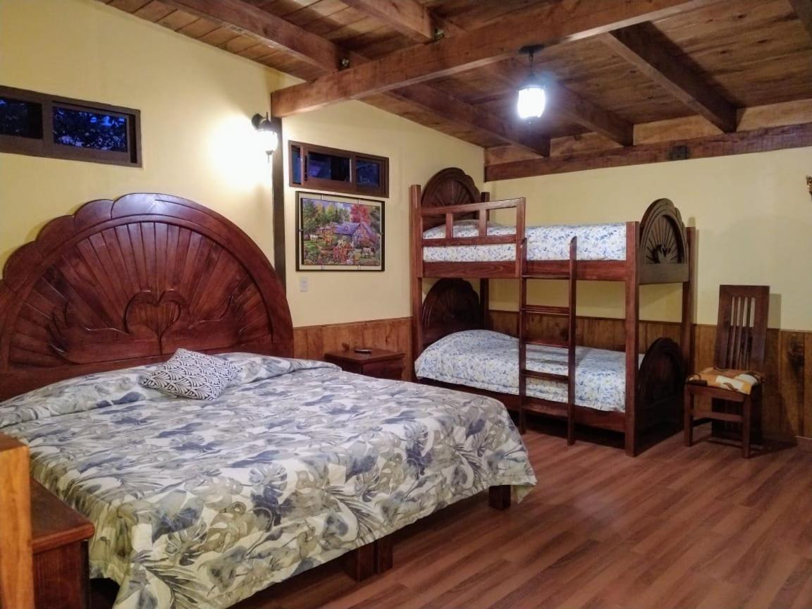 La De Lola Hotel